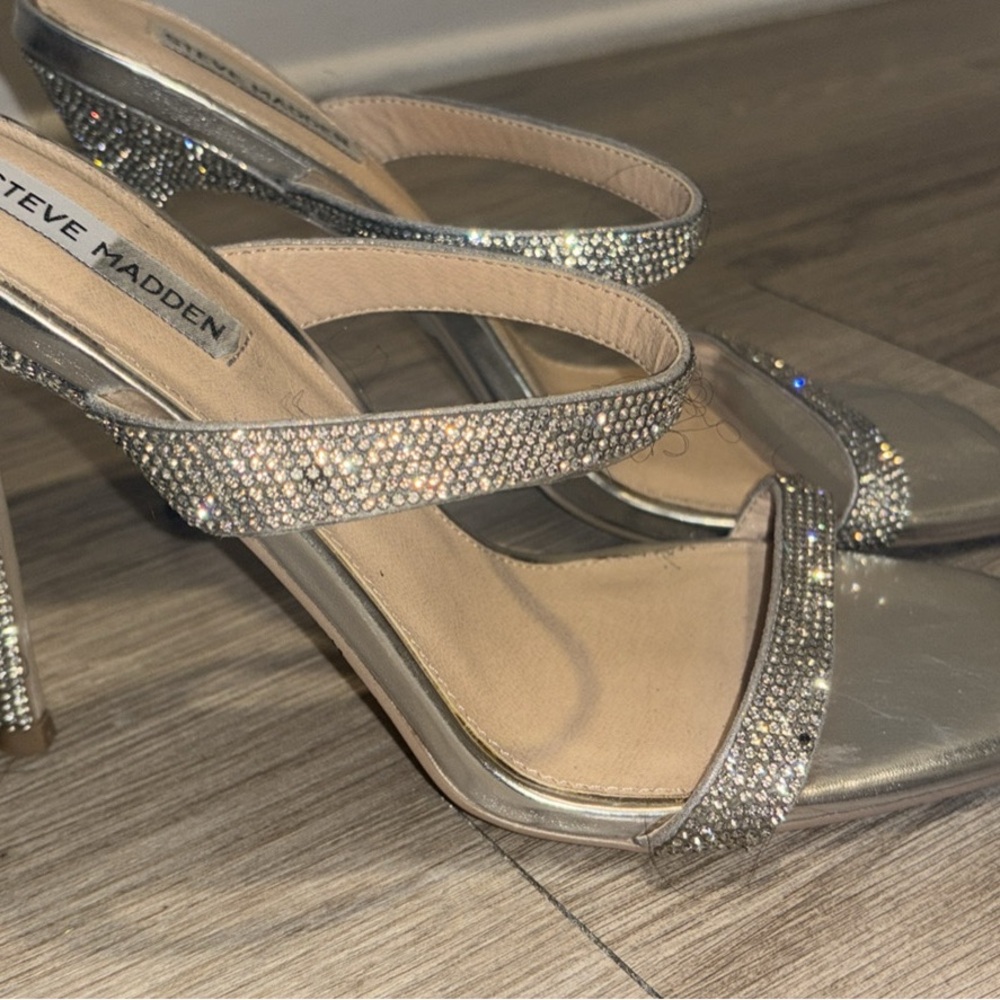 Steve Madden Silver Strappy Heels